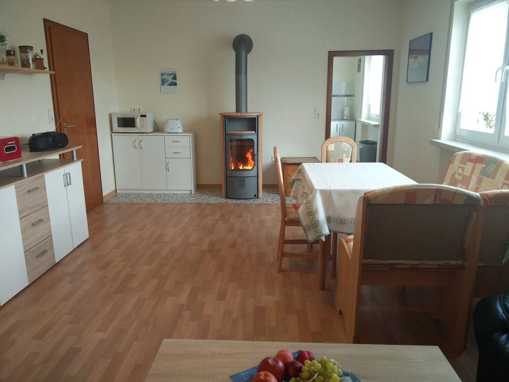 Spacious Holiday Home in Schillingen with Garden