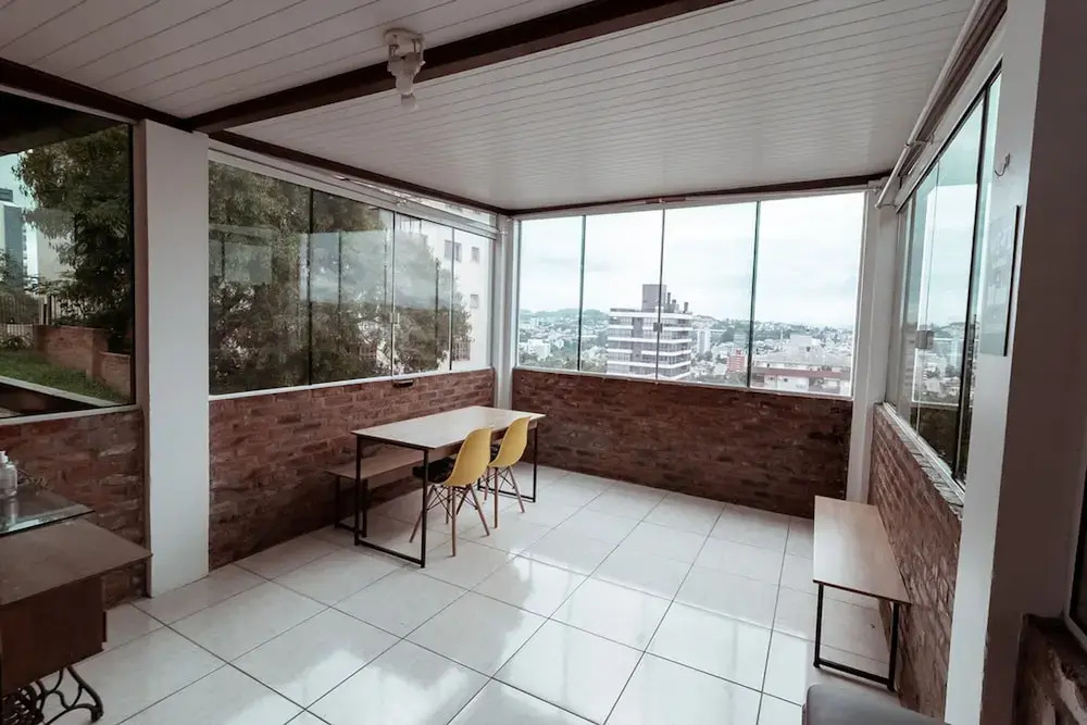 Tima Casa Ampla em Localiza o Privilegiada