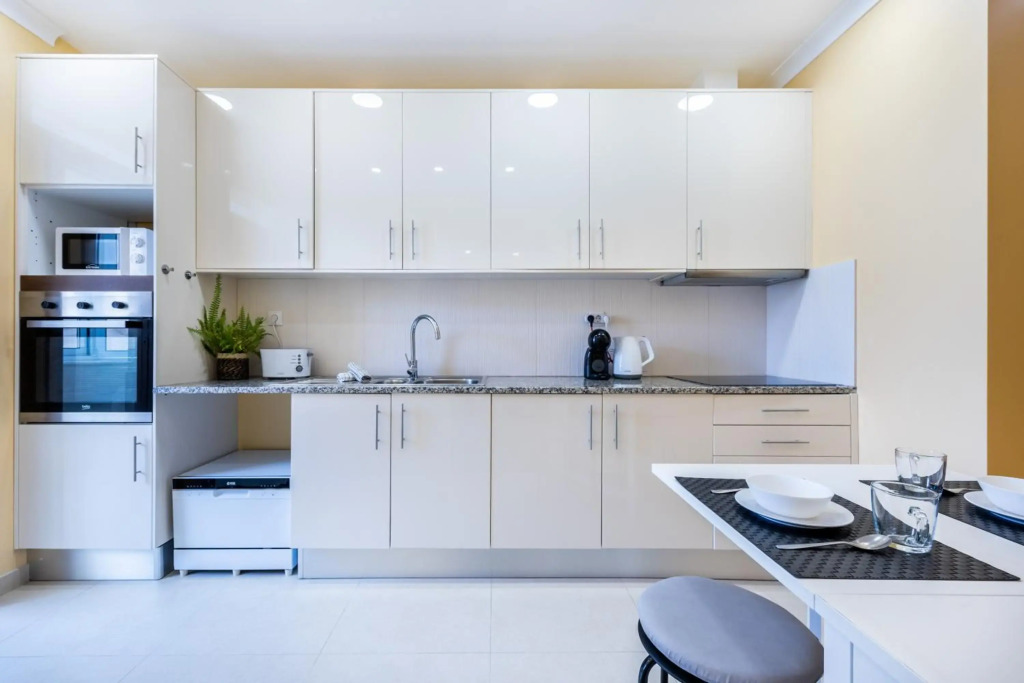 Urban City View Apartment