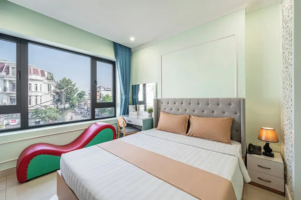 Cozrum - Love Hotel Trần Thị Nghỉ