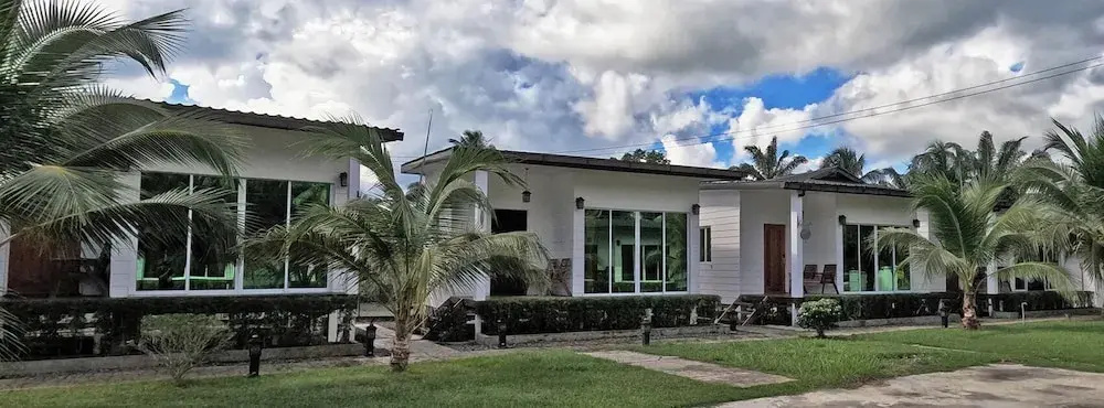 Rich Villa