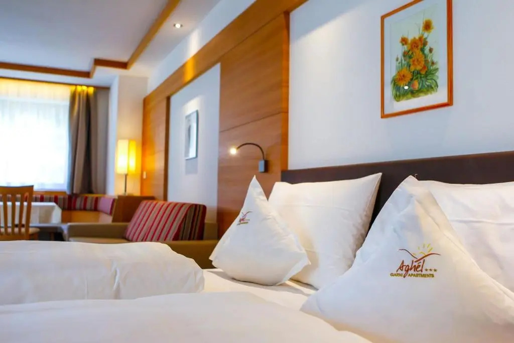 Garni-Hotel Aghel Suites & Apartments