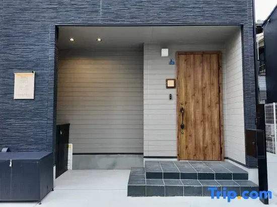 "JiaJian" 2-10 people brand 3 floors 4 rooms 3 toilets 2 showers 1 living room 1 kitchen