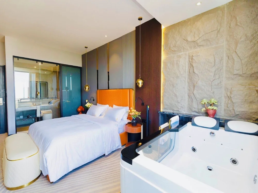 New Century Dalat Hotel