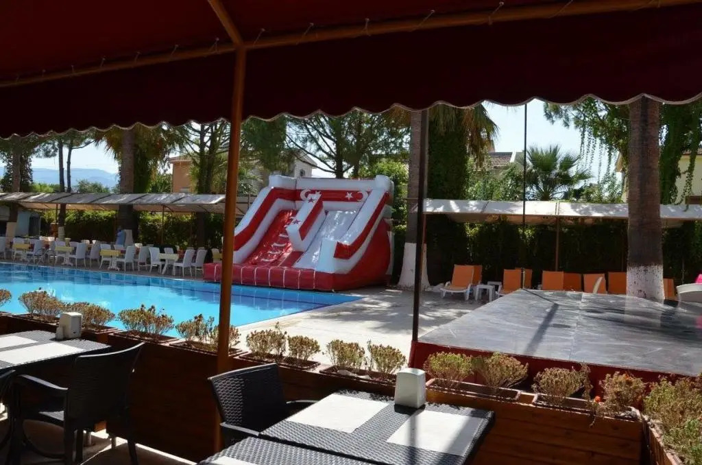 Papatya Hotel