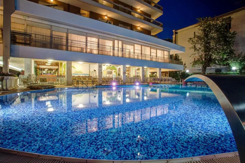 Hotel Gambrinus Tower Resort
