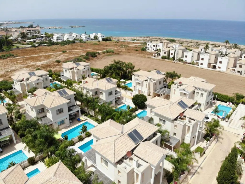 Anthorina Villa 16
