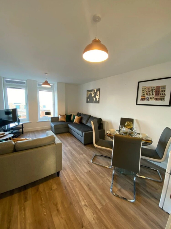 Queens House Suite