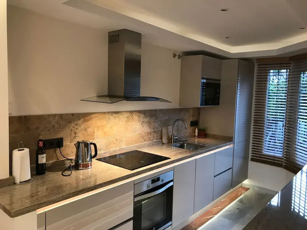 Cabopino/townhouse/marbella/sleeps6/pool