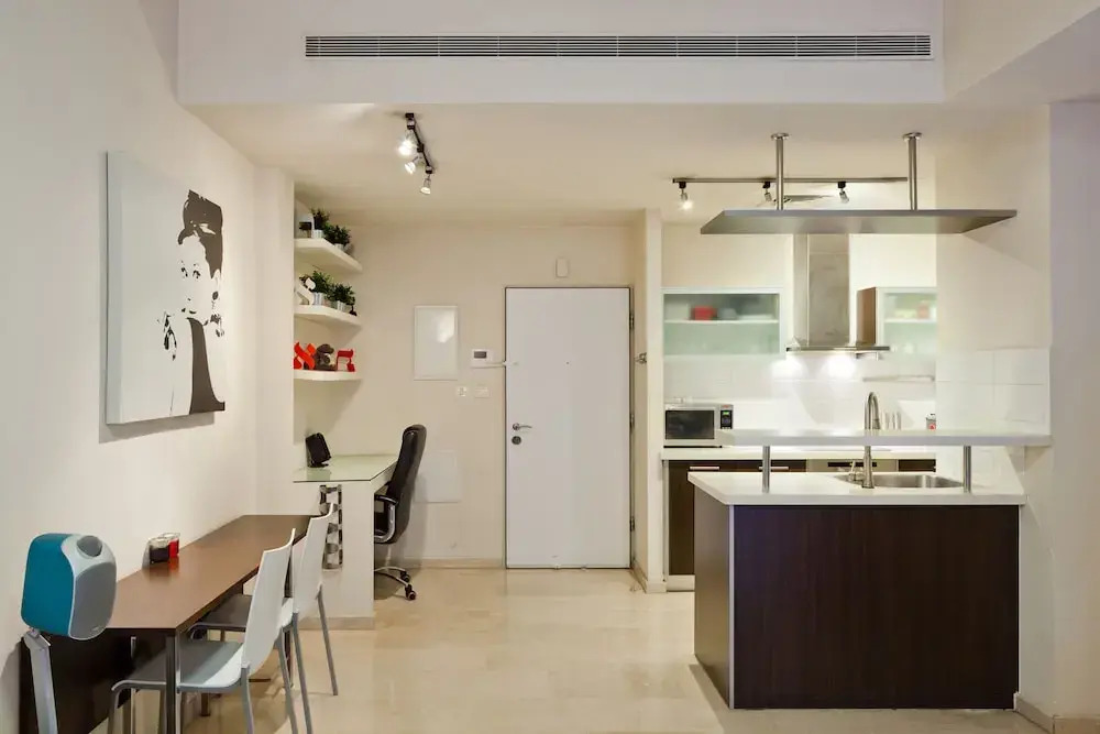 Rothschild Luxury Suite