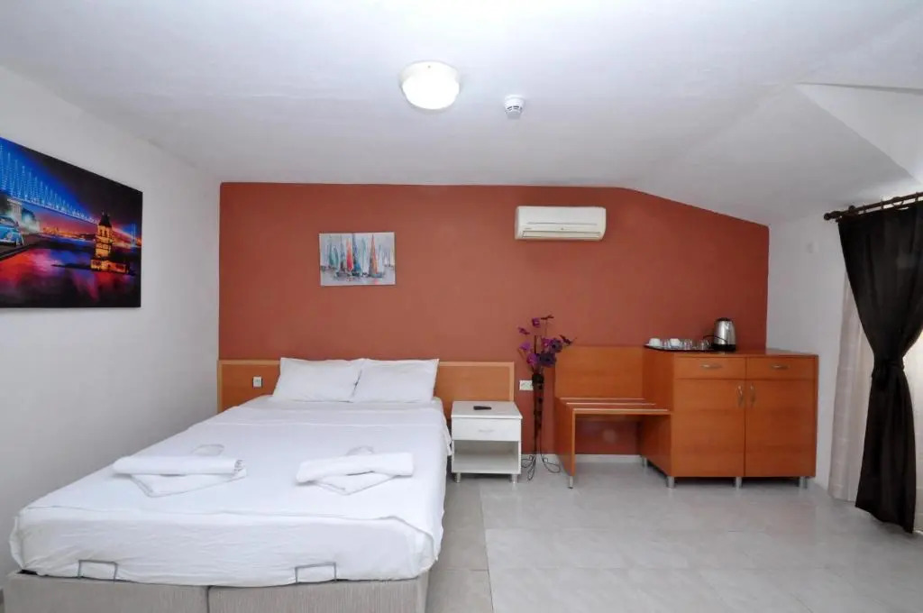 Lale Otel
