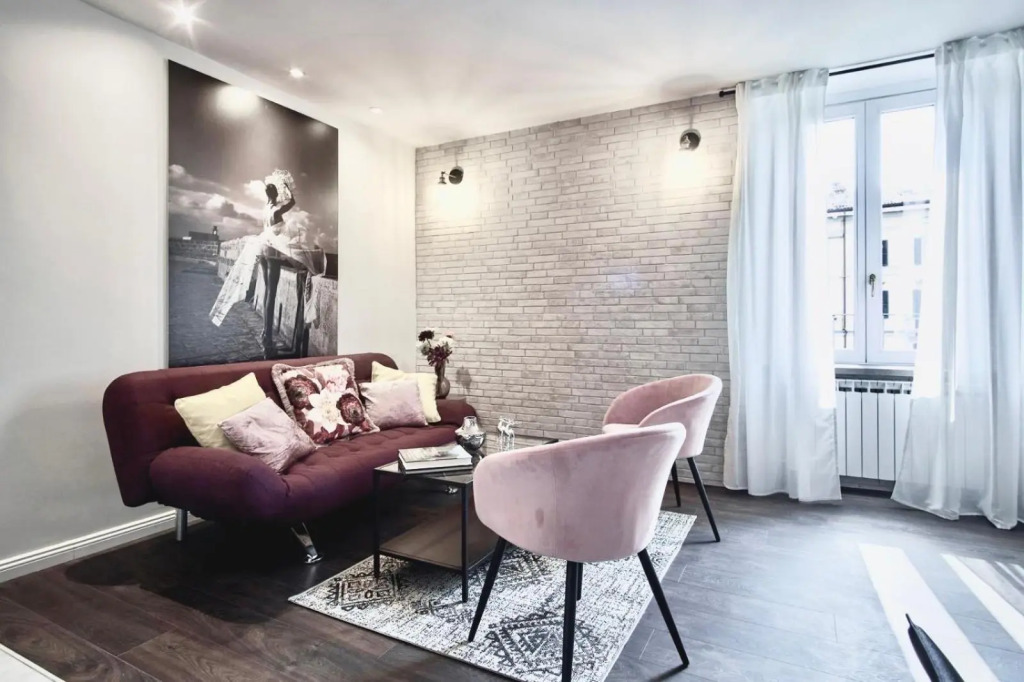 S A R O N A Design Apartment next to the Museum