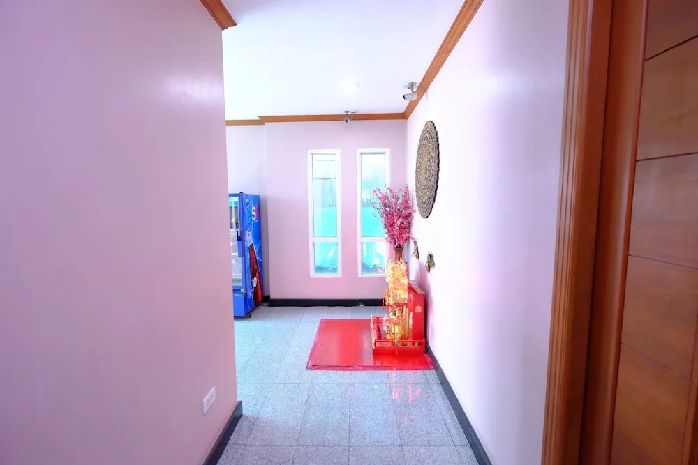 K.D.M. Residence