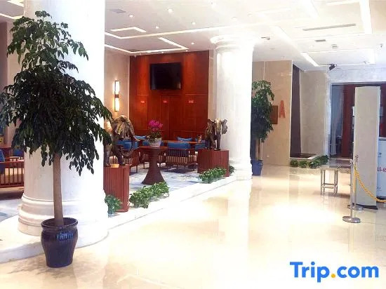 Urumqi Hongshunchang Hotel (Railway Bureau Beijing Road Huijia Times Store)