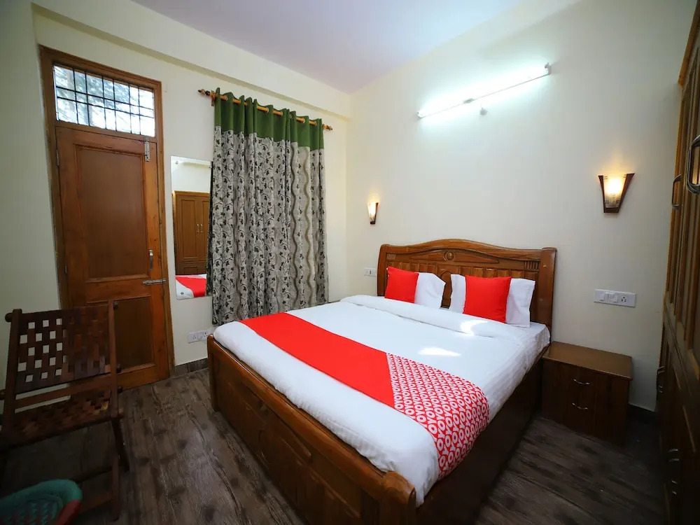 OYO 12125 Home 3BHK Shimla Woods