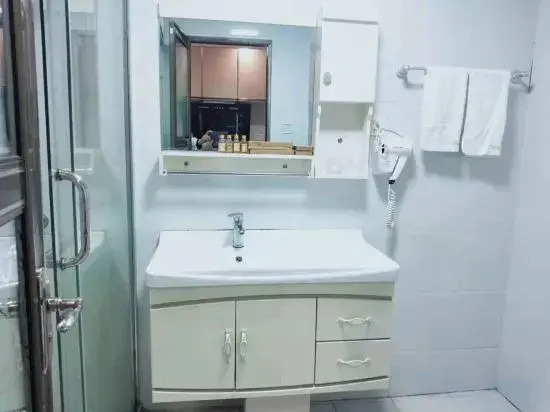 Yueyang 2599 Hotel Apartment