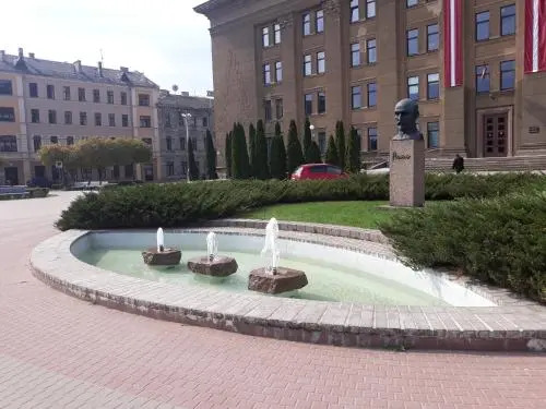 Town Center Studio Apartment