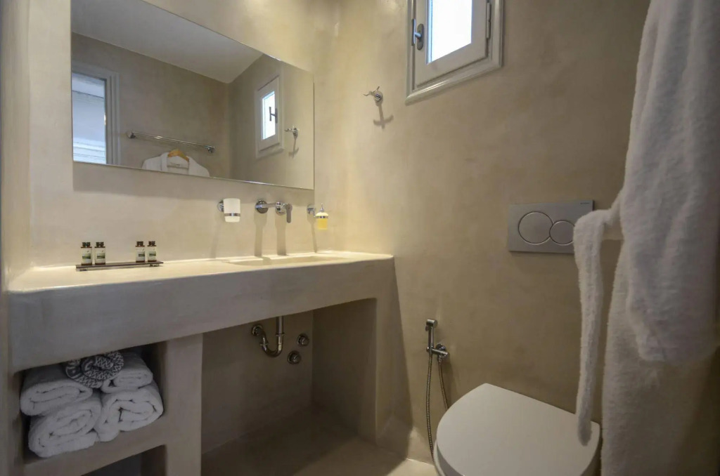 Agnanti Hotel