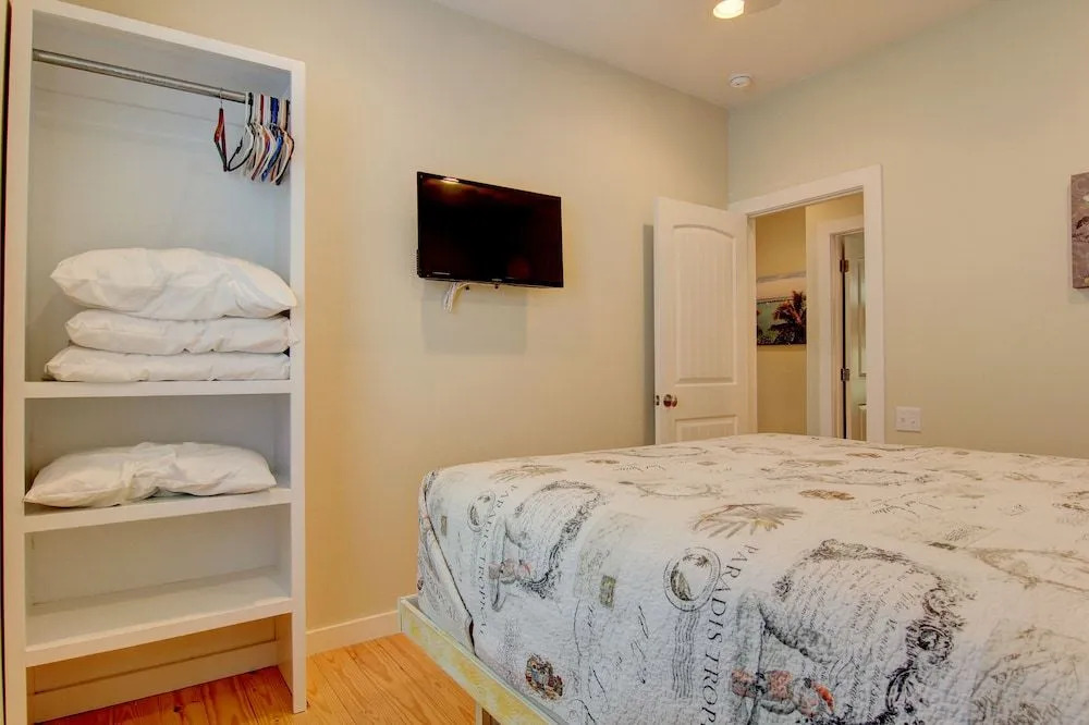 Shore To Love IT Ov36 4 Bedrooms 3.5 Bathrooms Home