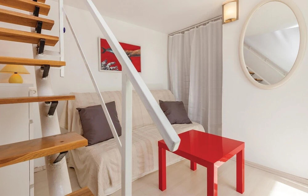 2 Bedroom Cozy Home In Jadranovo