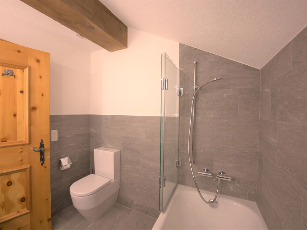 Apartment Chesa La Sajetta 12 by Interhome