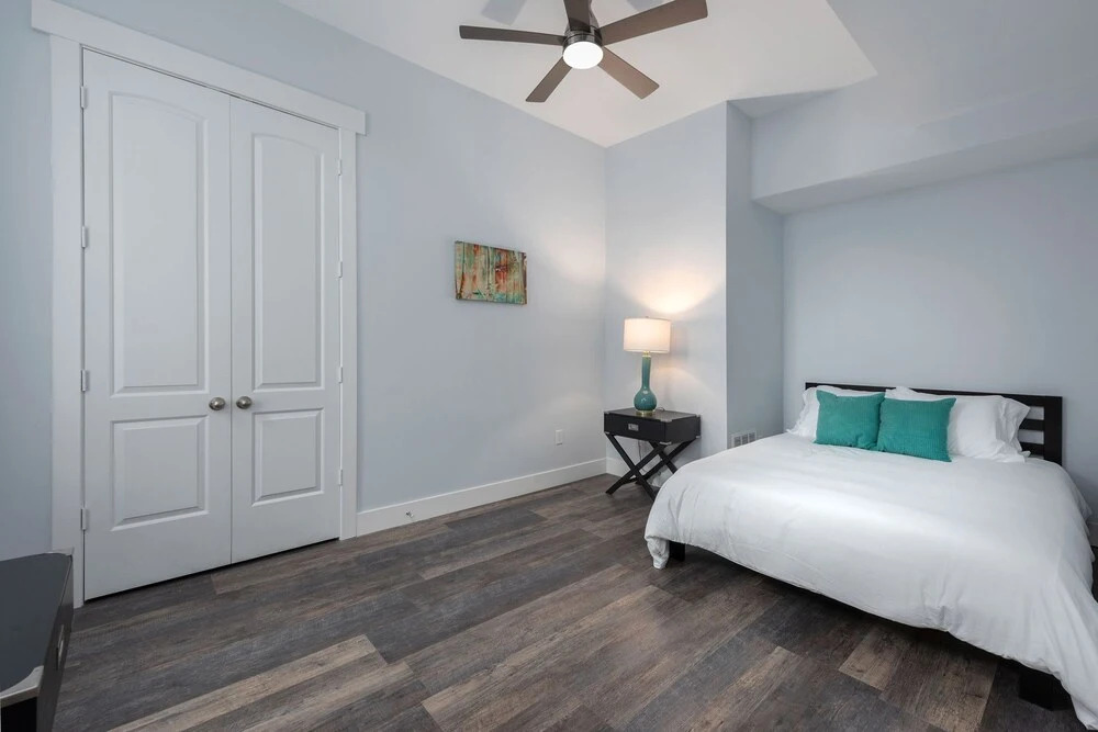 Apartments at 4340 Laclede Ave