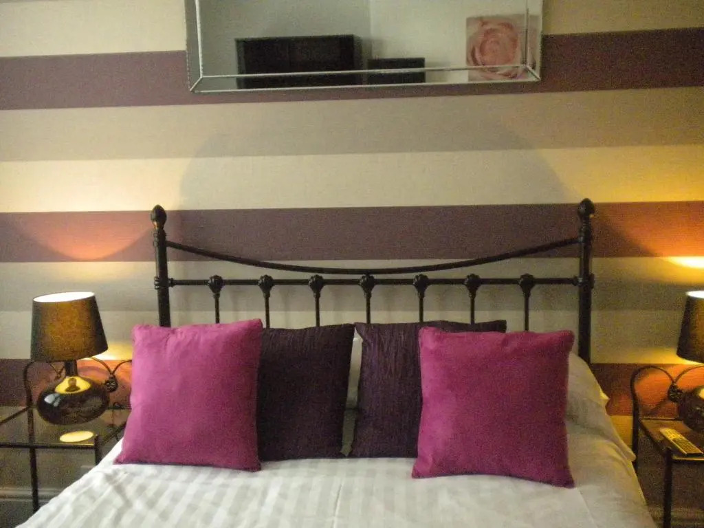 Glenavon Guest House