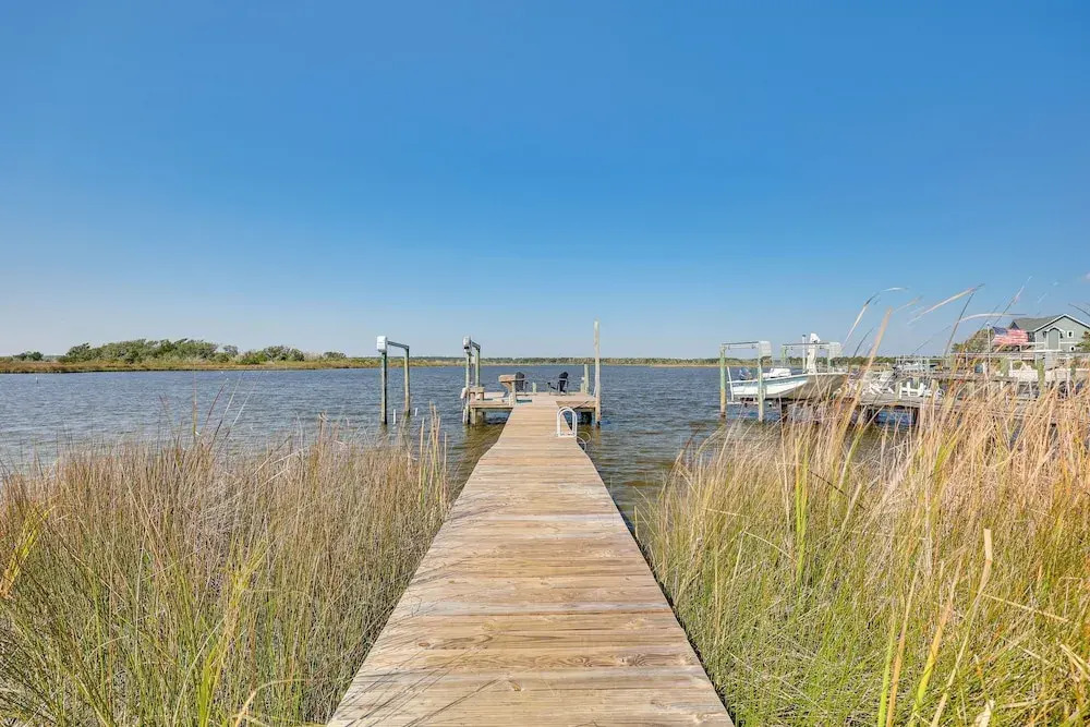 Private Hot Tub & Dock: North Topsail Beach Home