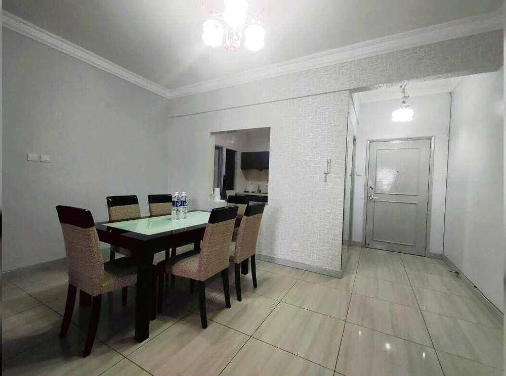 Ber-Santai at Marina Court