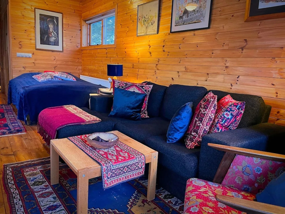 Beautiful Cozy Cottage