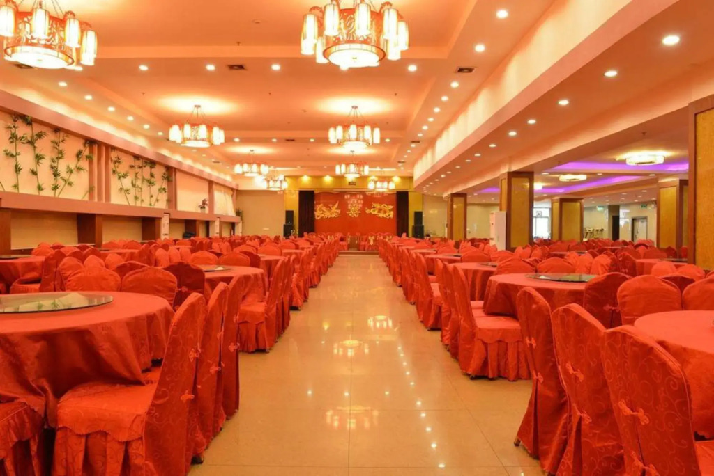 Bailegong Hotel Xinfeng