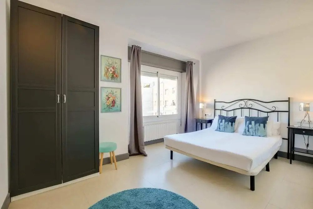 Beautiful 3bed W/terrace in Elegant Eixample