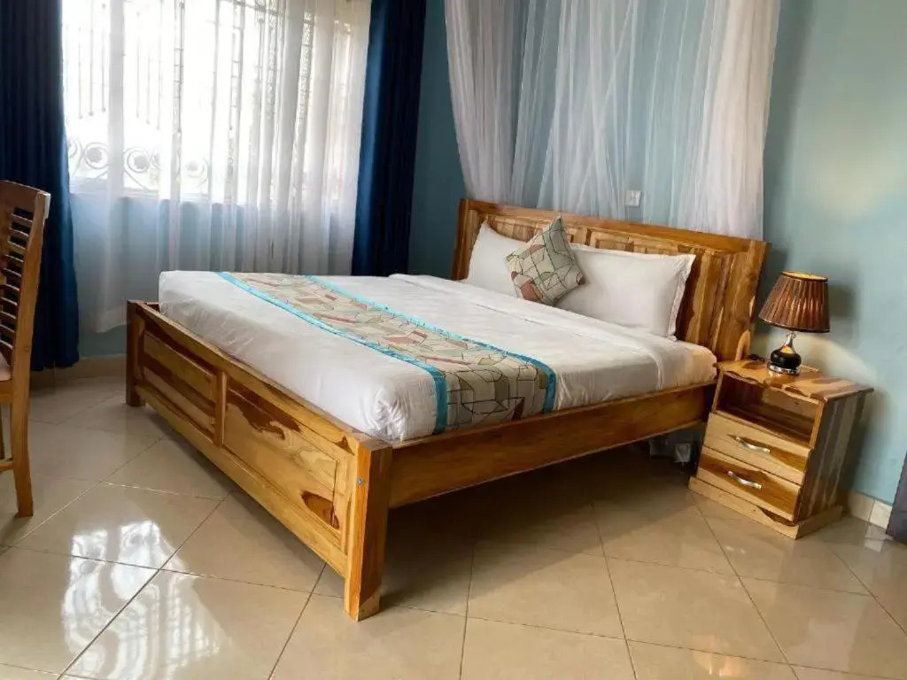 Mary Keeri Suites