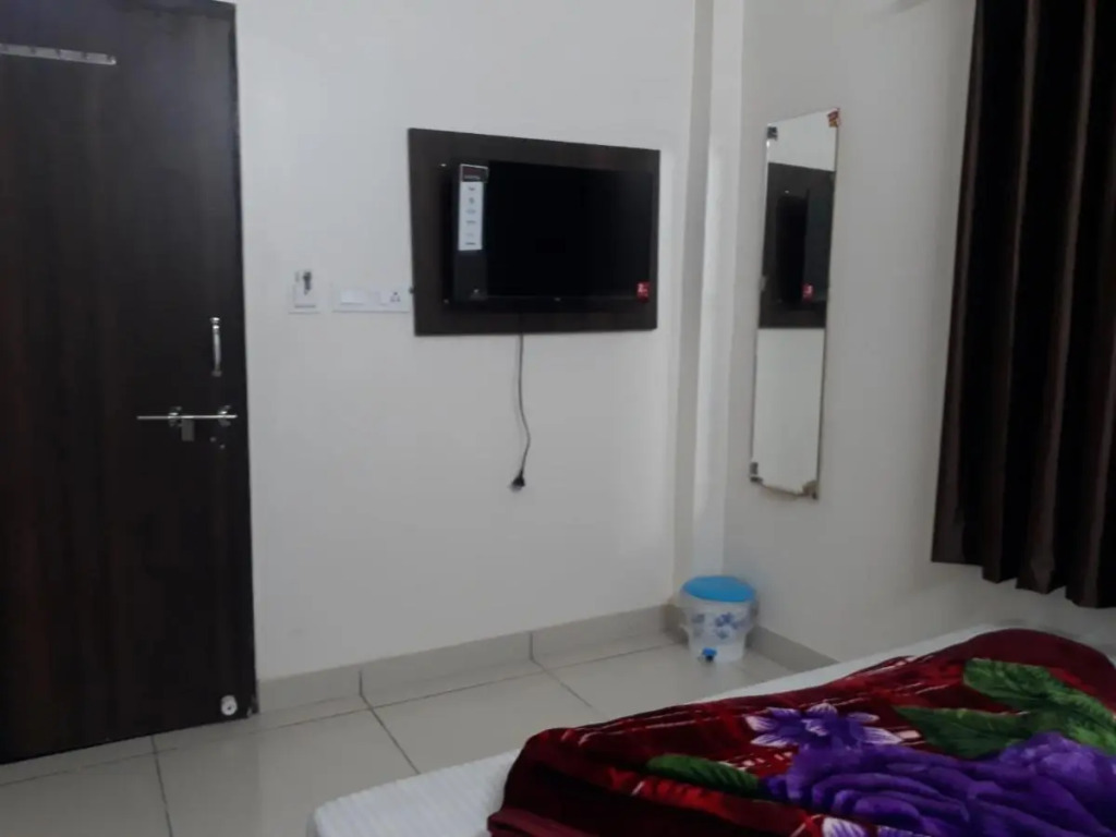 Hotel Chouhan Paradise
