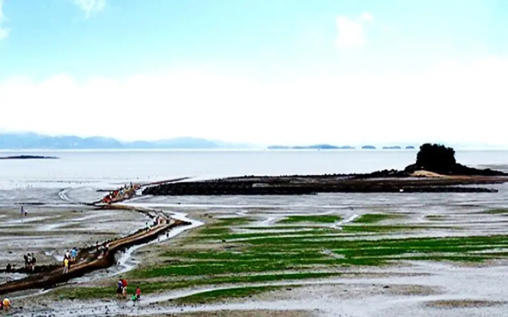 Taean (Anmyeondo) Grand Blue Pension