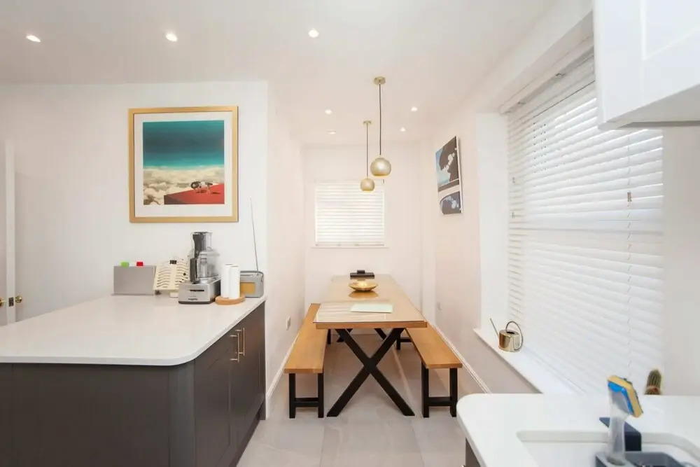 Modern and Chic 2 Bedroom in Bristol