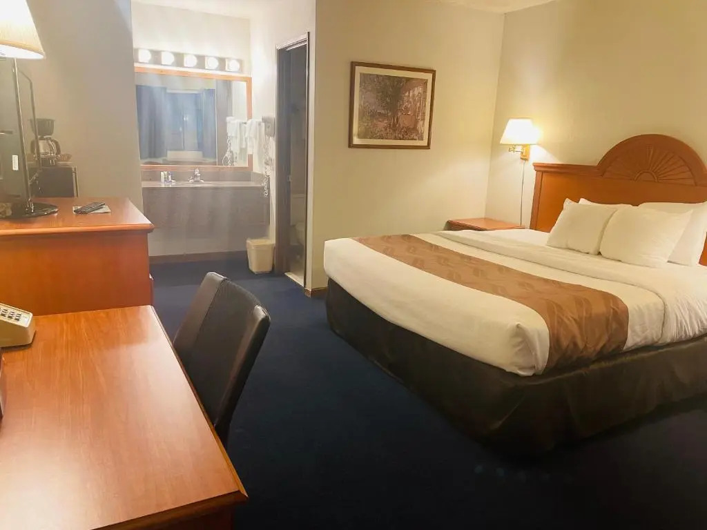 Americas Best Value Inn Sandpoint