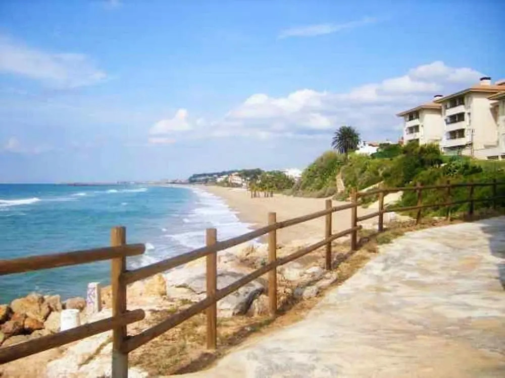 Apartment With one Bedroom in Francàs, With Wonderful Mountain View - Near the Beach