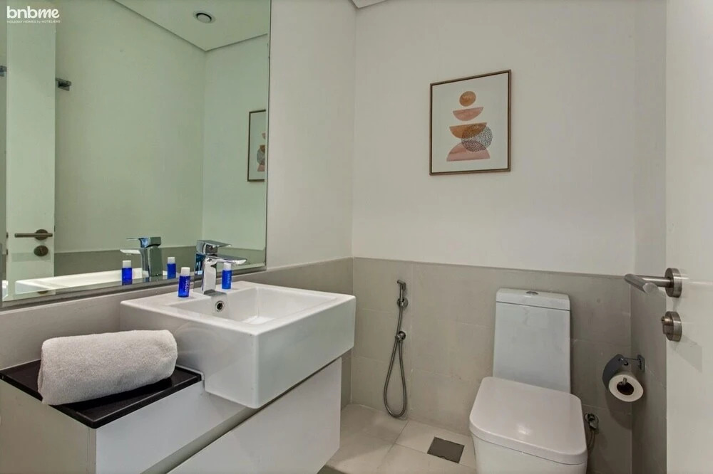 Lux 2 BR Apt Expo Dubai South by Bnbme Homes