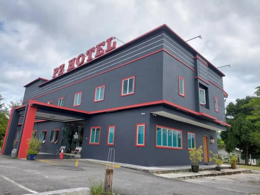 Pz Hotel