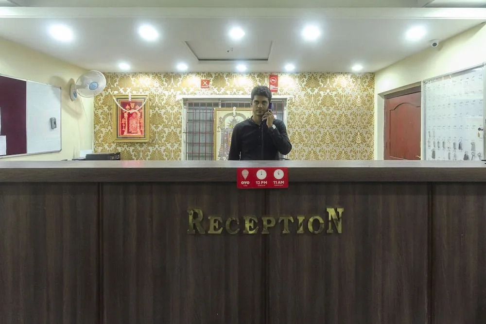 OYO 24392 Flagship Damodar Inn