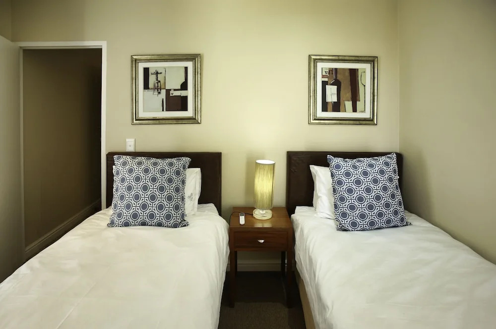 Ellefsen Suite 117