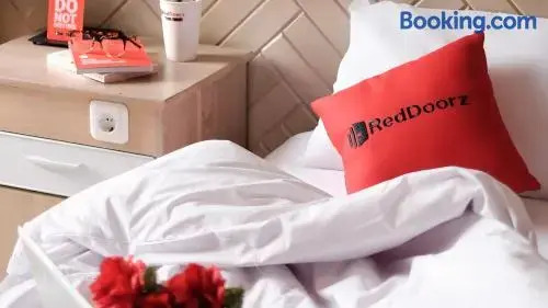 RedDoorz The Sun Hotel near Duong Quang Ham Street