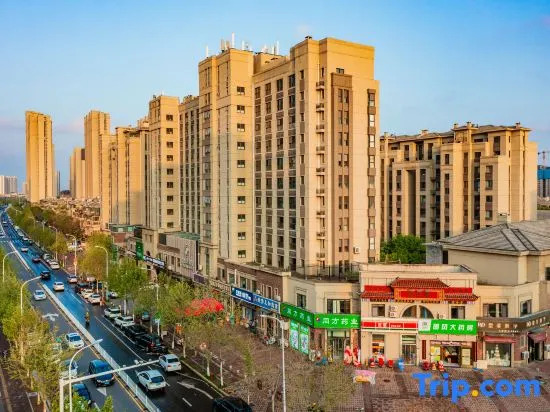 Yishuwan Hotel (Hi-tech Zone Shimao 52+ Shopping Center)