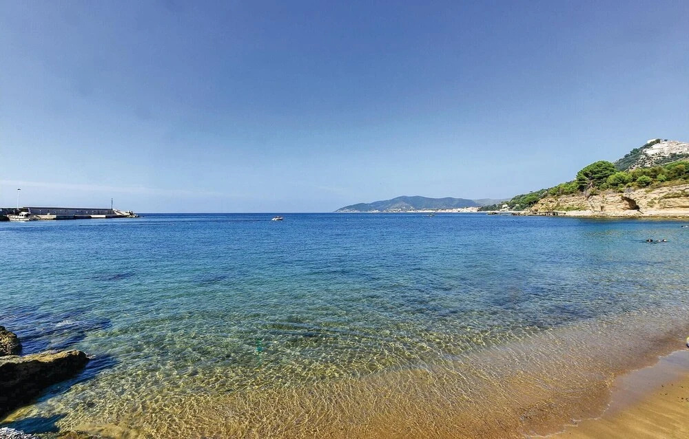 Amazing Apartment in Castellabate SA With 2 Bedrooms