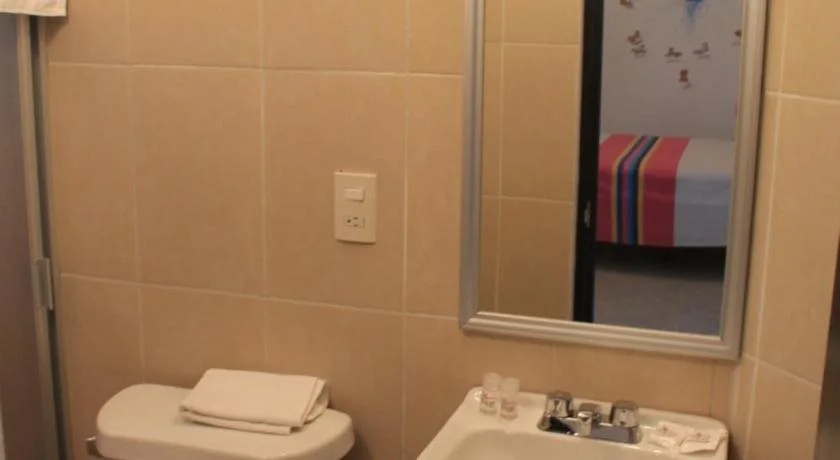 Axkan Click Hotel