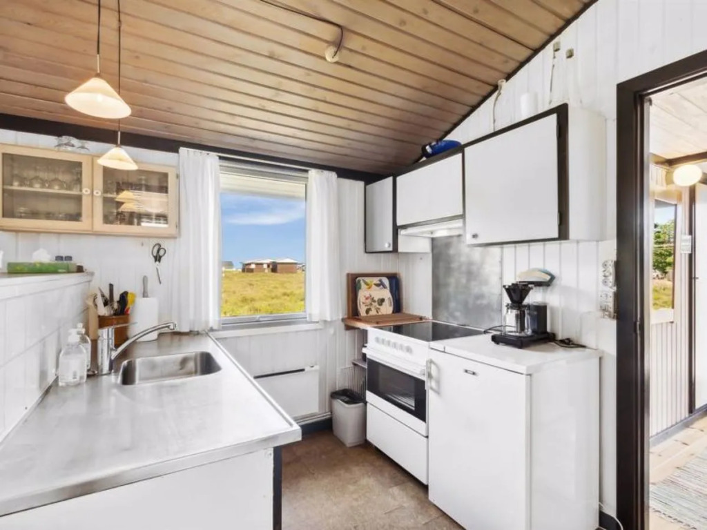 "Alwine" - 250m from the sea in NE Jutland
