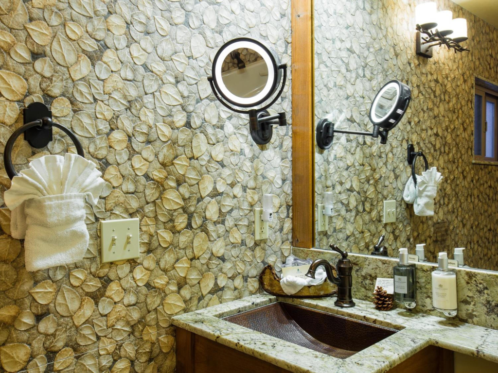 Cedar Glen Lodge