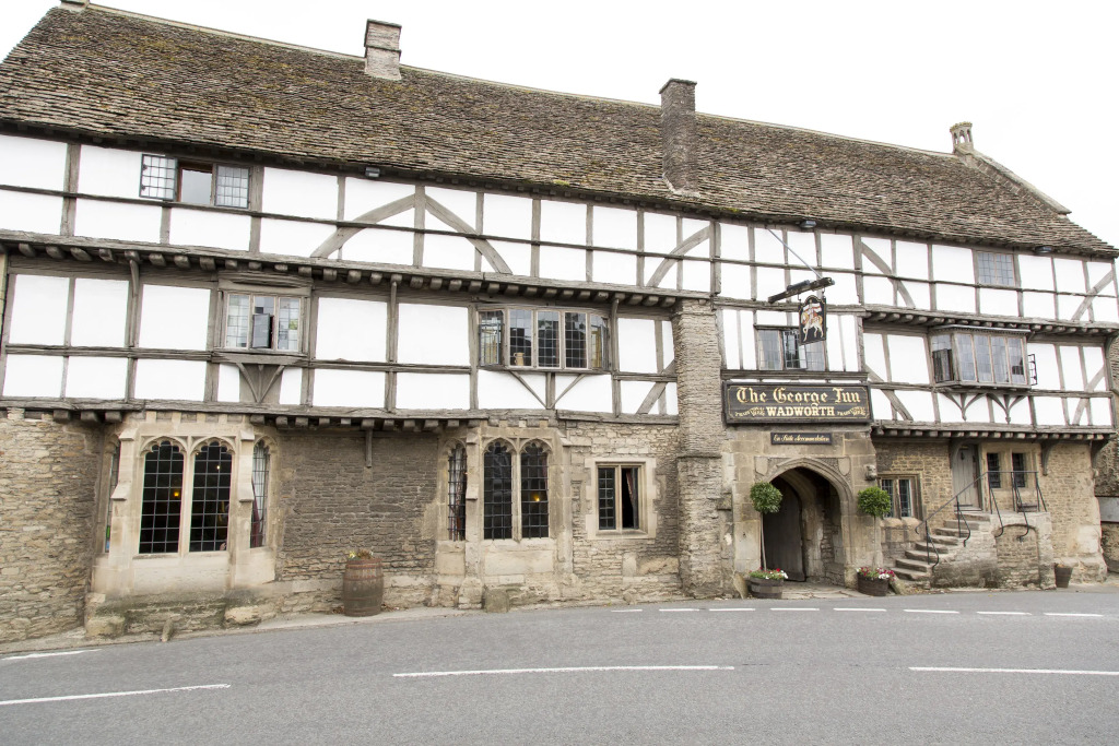 The George Inn & Plaine