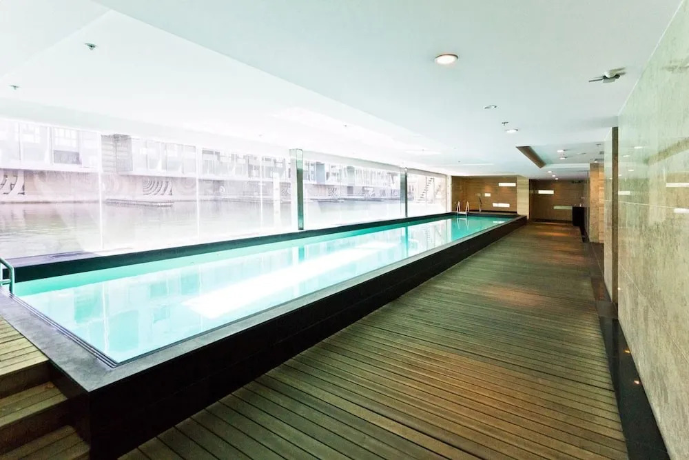 QV Central Harbour Apartment - 684